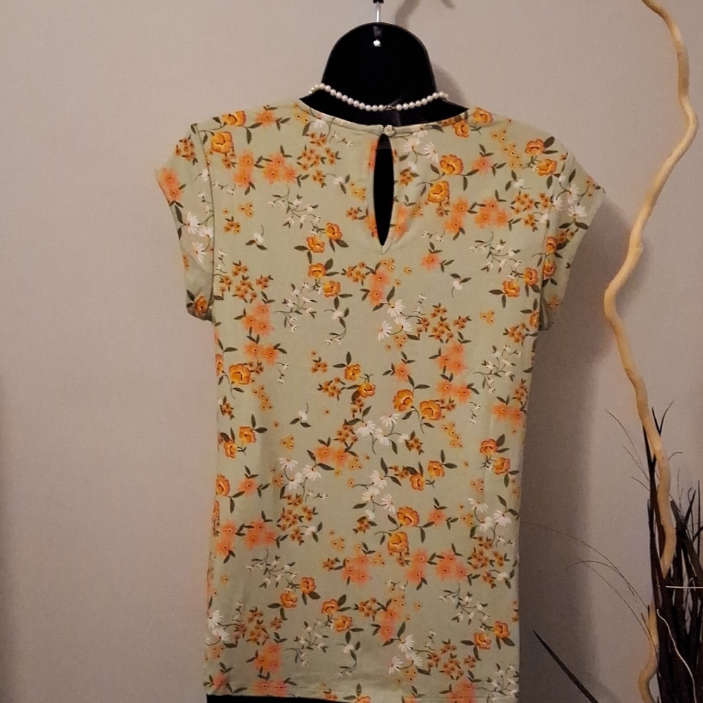 DANIEL RAINN Petite Small floral blouse nwt - Picture 4 of 6